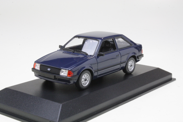 Ford Escort Mk3 1981, tummansininen - Sulje napsauttamalla kuva