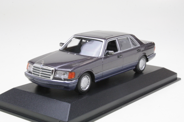 Mercedes 560 SEL 1990, harmaa - Sulje napsauttamalla kuva