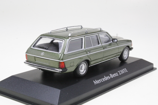 Mercedes 230TE (s123) 1982, tummanvihreä