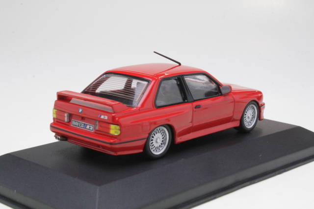 BMW M3 (e30) Sport Evolution 1988, punainen - Sulje napsauttamalla kuva