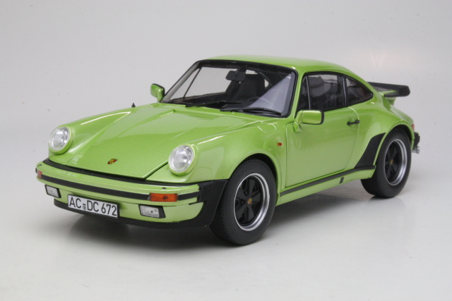 Porsche 911 (930) Turbo 3.3L 1978, vihreä - Sulje napsauttamalla kuva