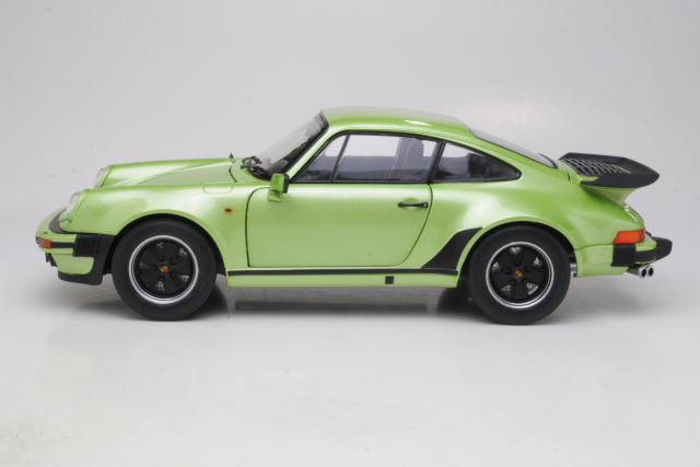 Porsche 911 (930) Turbo 3.3L 1978, green - Click Image to Close