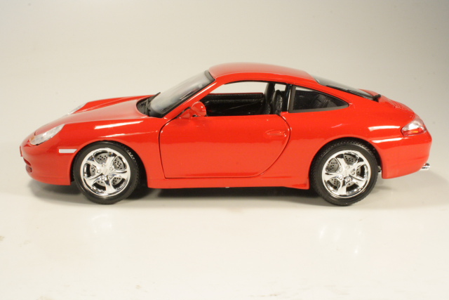 Porsche 911 (996) Carrera 4 1998, red