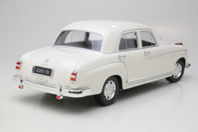 Mercedes 220S Limousine 1954, beige - Sulje napsauttamalla kuva