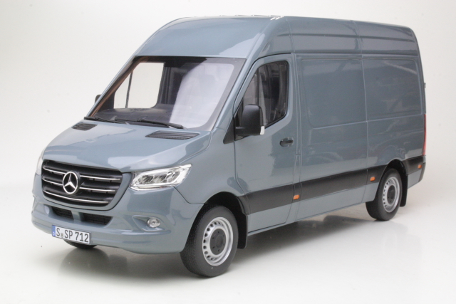 Mercedes Sprinter 2018, harmaa - Sulje napsauttamalla kuva