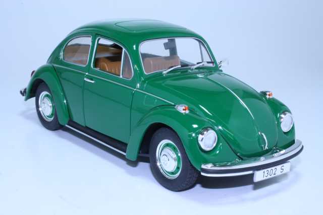 VW Beetle 1302, green