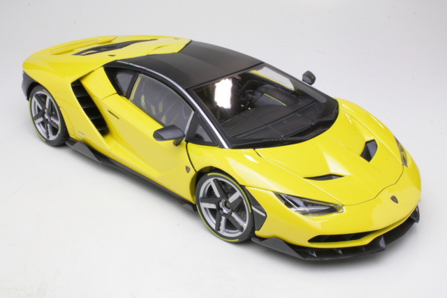 Lamborghini Centenario LP770-4 2016, keltainen - Sulje napsauttamalla kuva