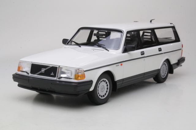 Volvo 240GL Break 1986, white