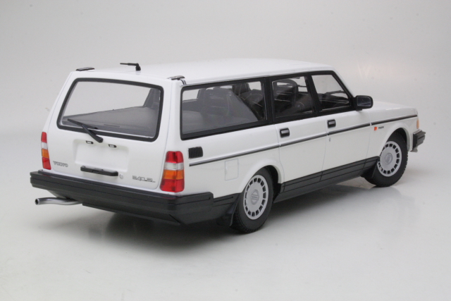Volvo 240GL Break 1986, white