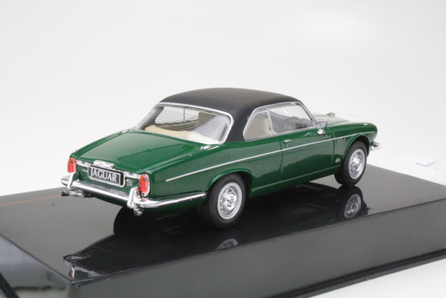 Jaguar XJ12C 1976, vihreä