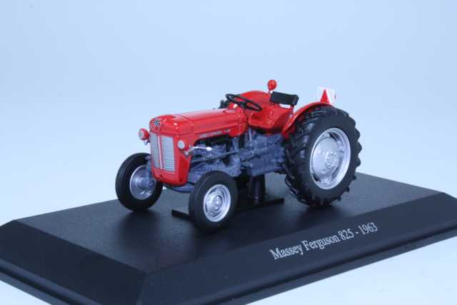 Massey Ferguson 825, red