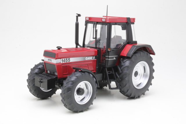 Case IH 1455 XL, red