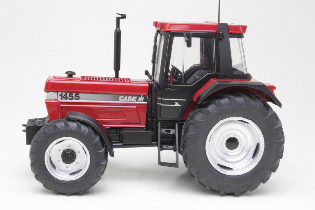 Case IH 1455 XL, red