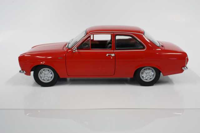 Ford Escort Mk1 1970, punainen - Sulje napsauttamalla kuva