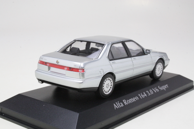 Alfa Romeo 164 3.0 V6 Super 1992, silver