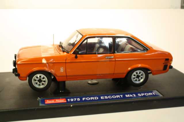 Ford Escort Mk2 1600 Sport 1975, oranssi - Sulje napsauttamalla kuva