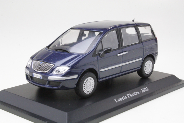 Lancia Phedra 2002, blue