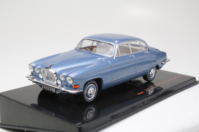 Jaguar Mk10 1961, vaaleansininen