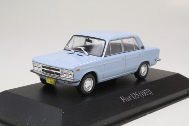 Fiat 125 1972, light blue