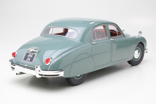 Jaguar 2.4 Mk1 1955, green