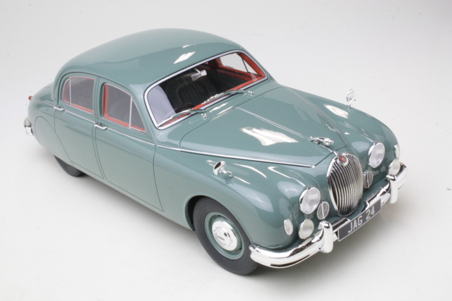 Jaguar 2.4 Mk1 1955, green