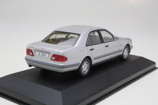 Mercedes E-Class E320 (w210) 1995, hopea