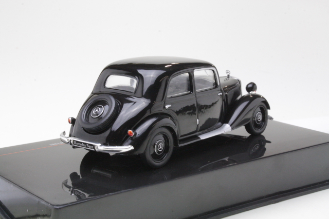 Mercedes 170V (W136) 1949, musta