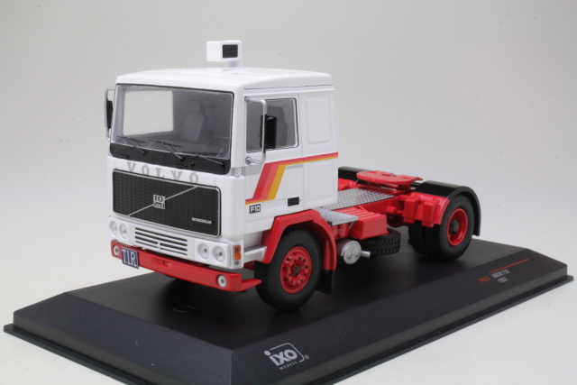 Volvo F10 1983, white/red