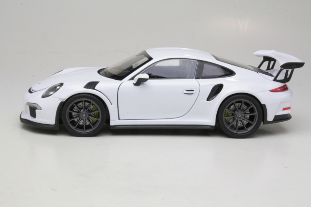 Porsche 911 GT3 RS 2015, white
