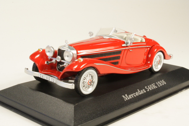 Mercedes 540K Roadster 1936, punainen