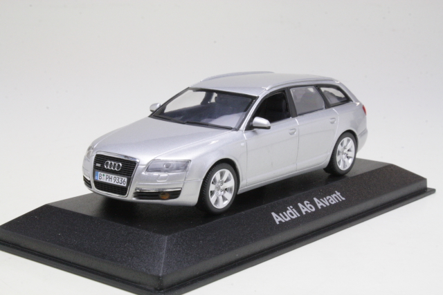 Audi A6 Avant 2005, silver