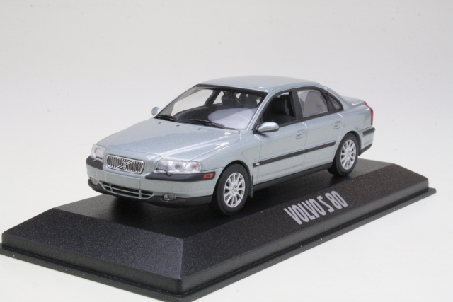 Volvo S80 2002, vaaleansininen