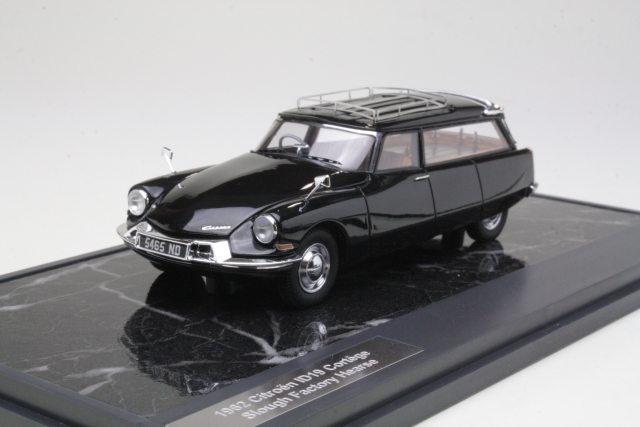 Citroen ID19 Cortege Slough Factory Hearse 1962, musta