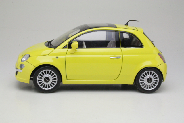 Fiat 500 2007, yellow