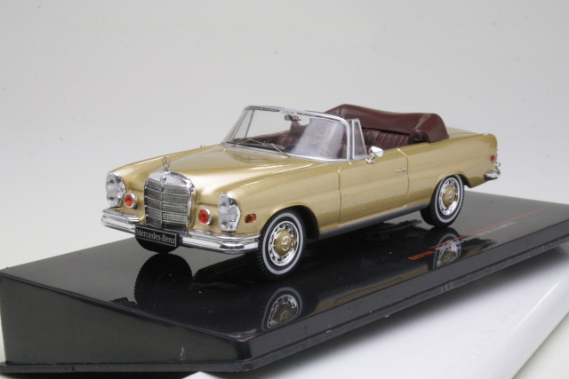 Mercedes 280SE (w111) 3.5 1969, gold - Click Image to Close