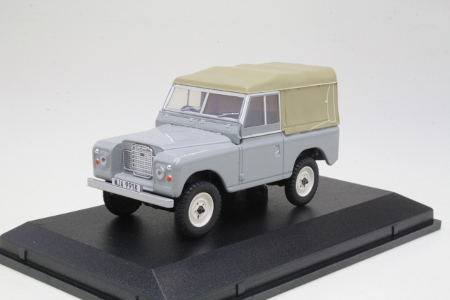 Land Rover Series 3 SWB Soft Top, grey