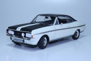 Opel Commodore A GS/E 1970, valkoinen