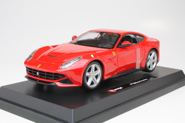 Ferrari F12 Berlinetta 2012, punainen - Sulje napsauttamalla kuva