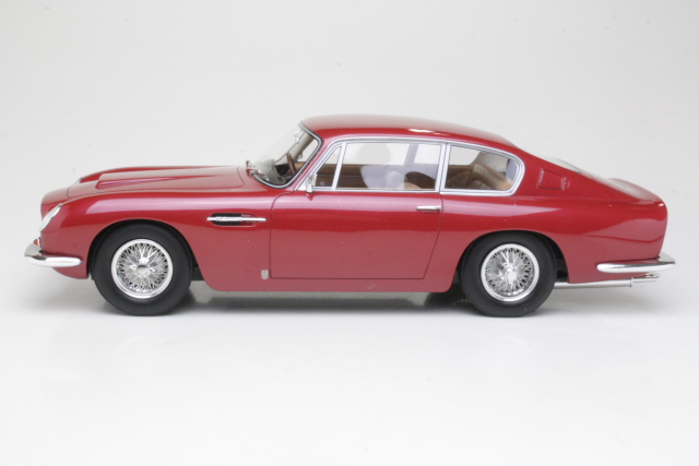 Aston Martin DB6 1964, tummanpunainen - Sulje napsauttamalla kuva