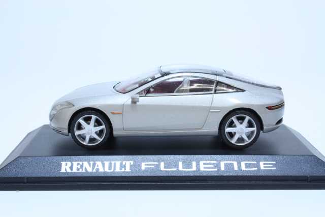 Renault Fluence, hopea - Sulje napsauttamalla kuva
