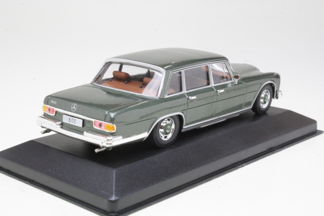 Mercedes 600 (w100) 1964, green