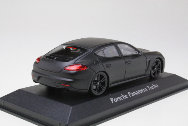 Porsche Panamera Turbo S 2013, mattamusta