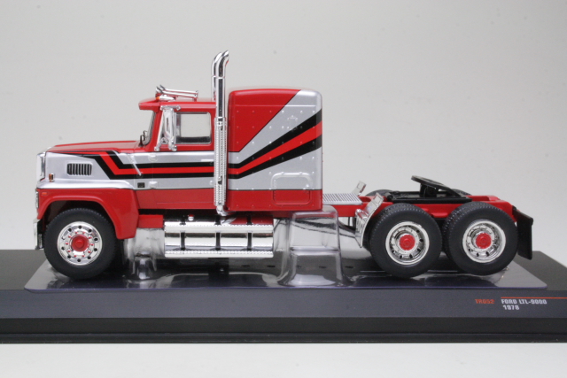 Ford LTL9000 1978, punainen