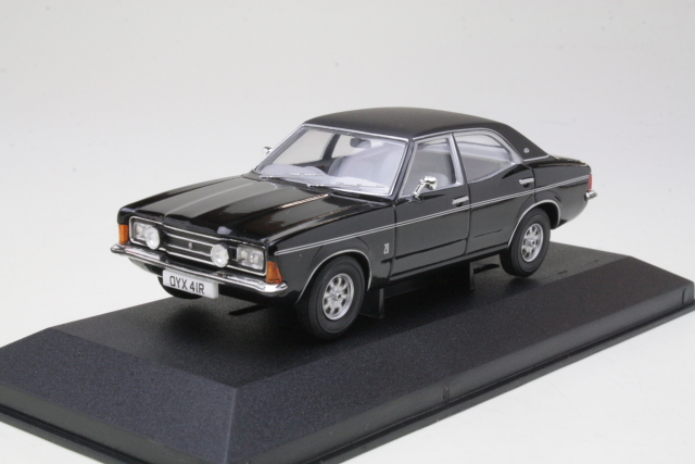 Ford Cortina Mk3 2000E, musta - Sulje napsauttamalla kuva