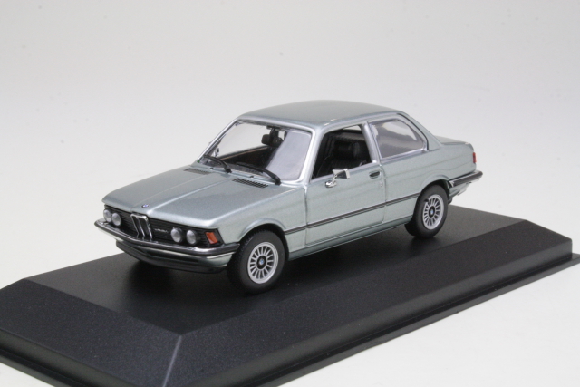BMW 323i (e21) 1977, light blue