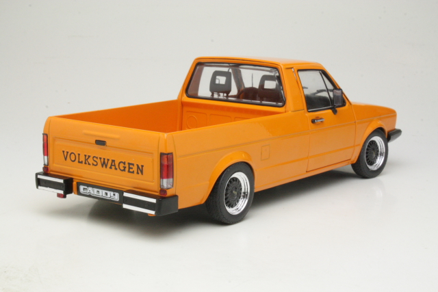 VW Caddy Mk1 1982, oranssi - Sulje napsauttamalla kuva