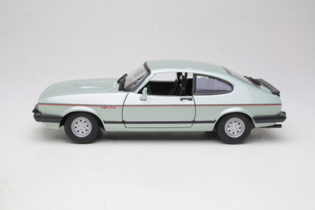 Ford Capri Mk3 2.8 Injection 1982, vaaleanvihreä - Sulje napsauttamalla kuva