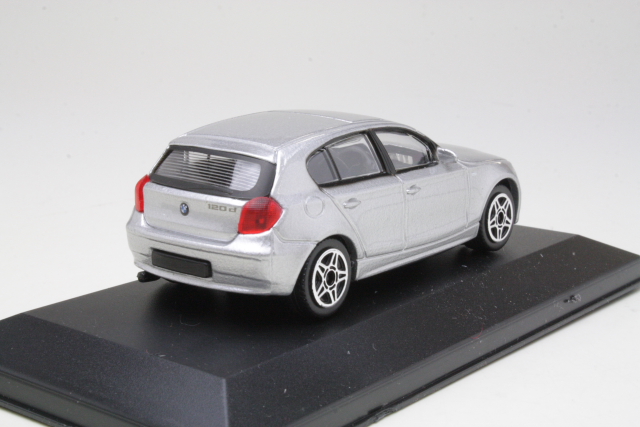 BMW 120D 2009, hopea