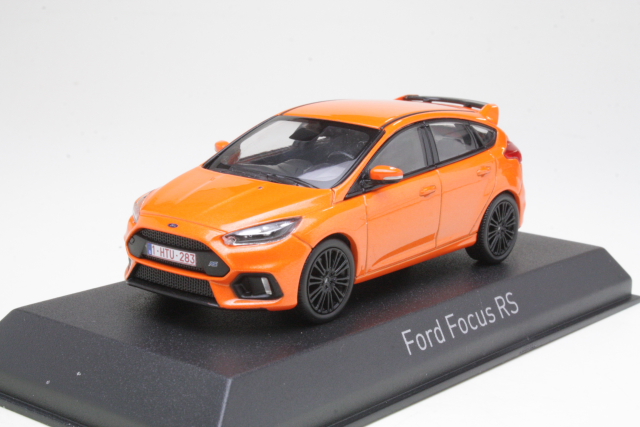 Ford Focus RS 2018, orange