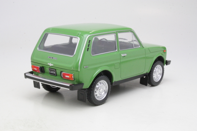 Lada Niva 1981, vihreä - Sulje napsauttamalla kuva